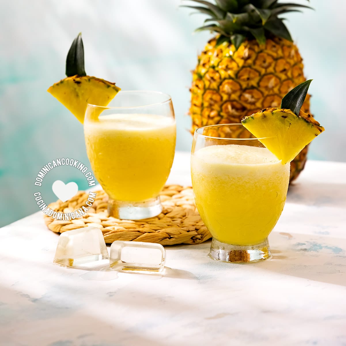 Piña/Pineapple